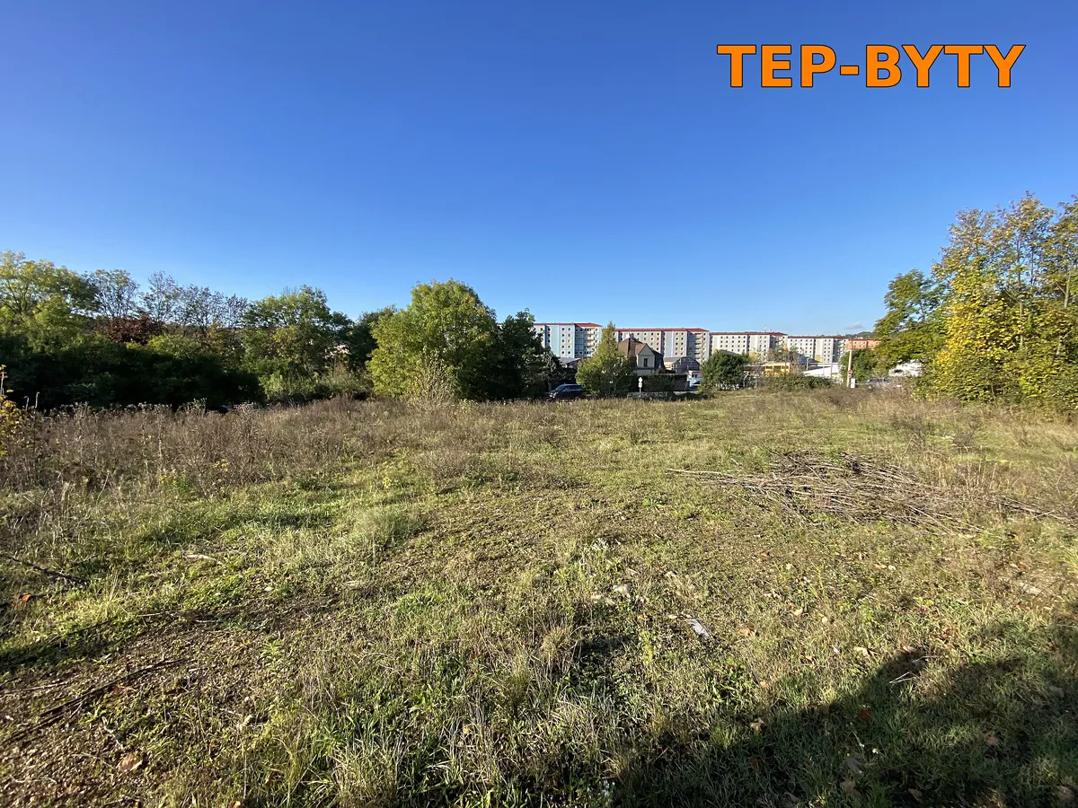 Prodej komerčního pozemku 15681 m², foto 2